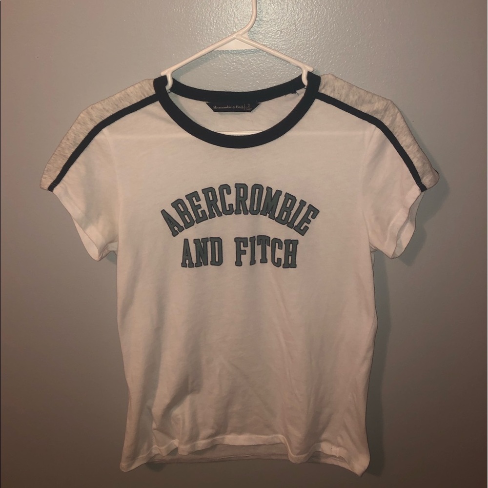 Small Abercrombie & Fitch Logo T-Shirt